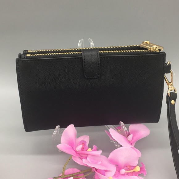 Michael Kors Jet Set Travel Double Zip Wristlet - Picture 4 of 8